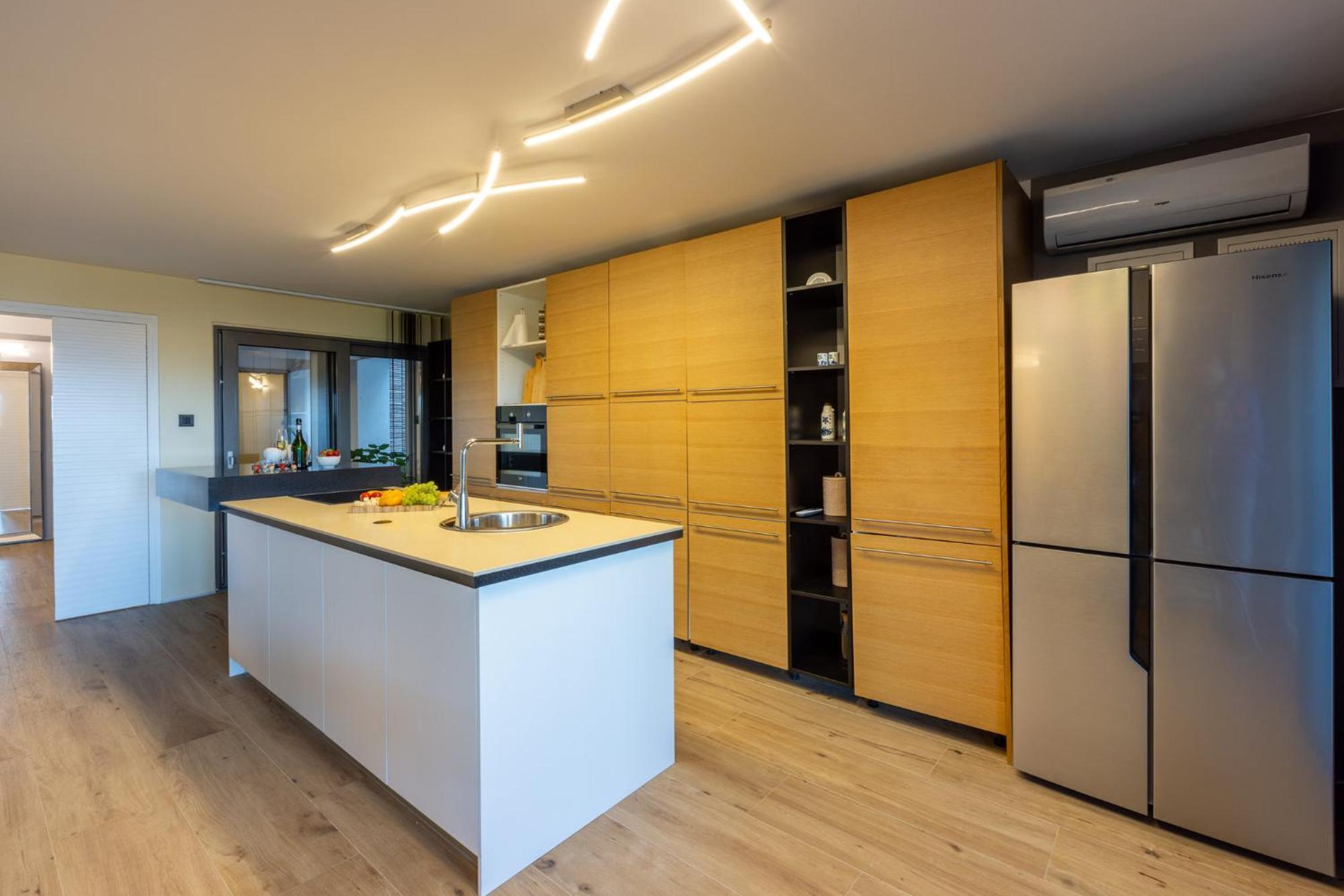 Panoramica Apartment With Whirlpool 茨里克韦尼察 外观 照片