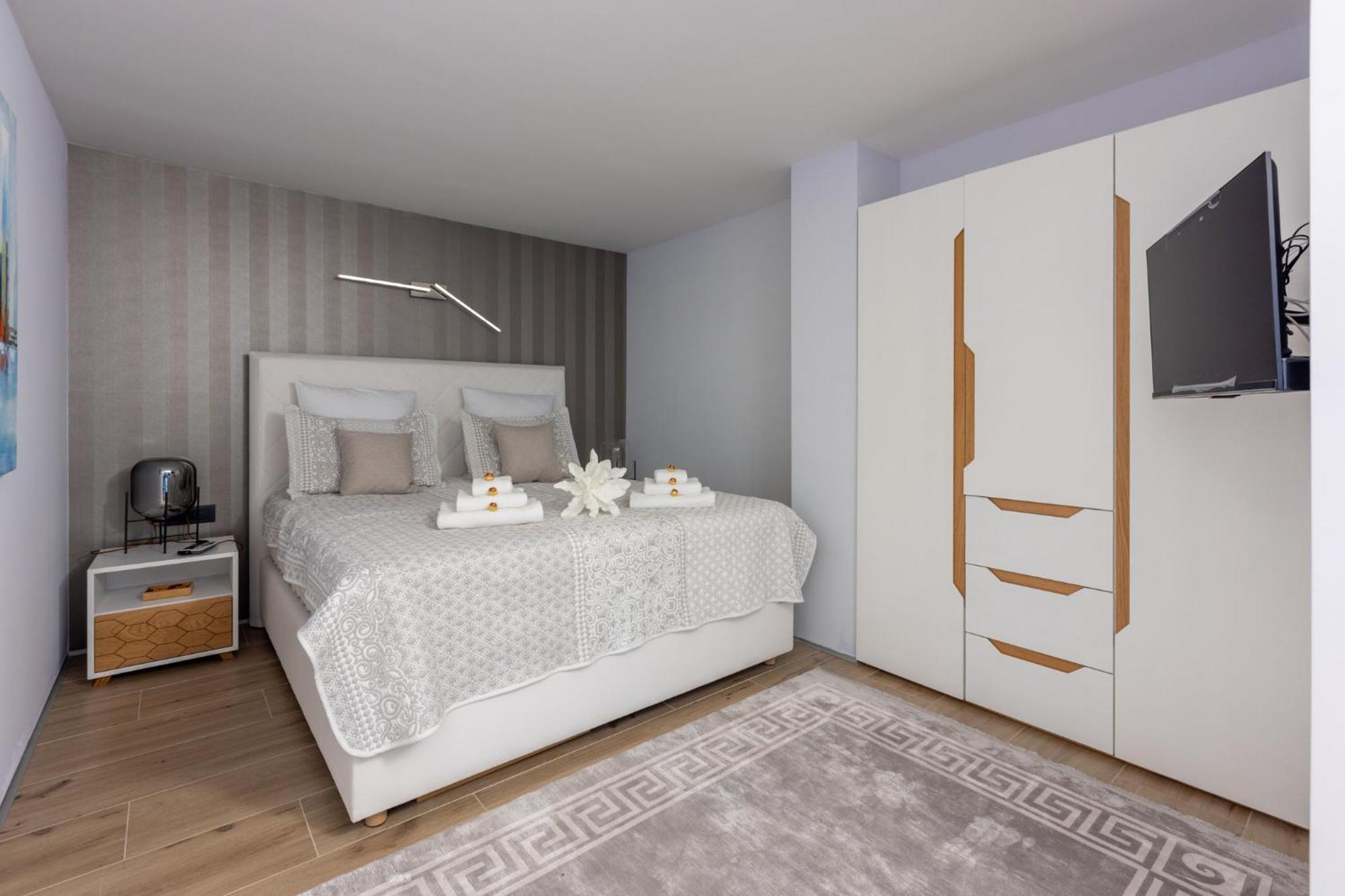 Panoramica Apartment With Whirlpool 茨里克韦尼察 外观 照片